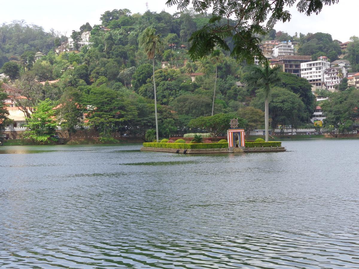Cirute' Talwatte, Kandy Exterior photo